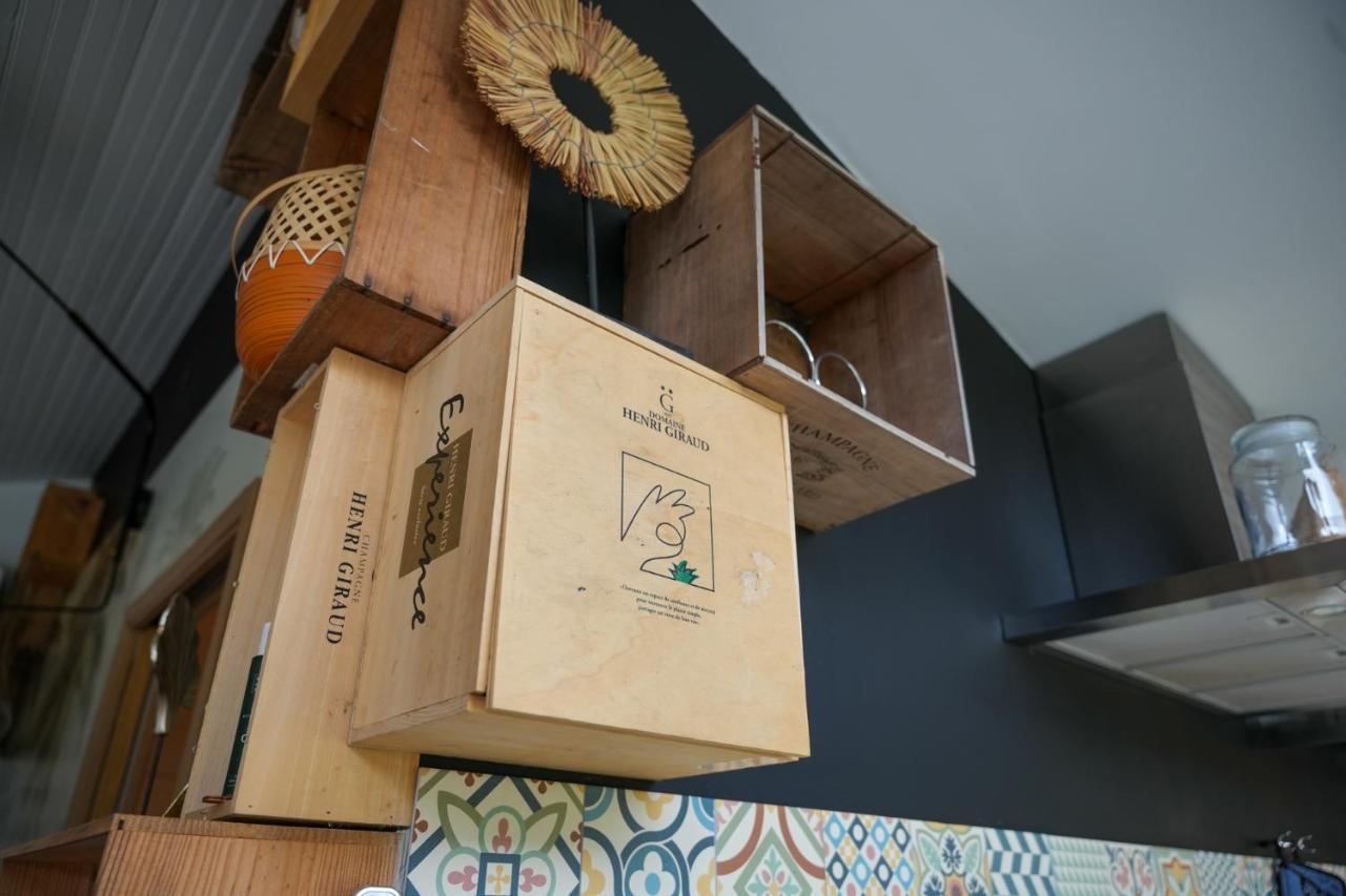 Kaebane 85, Lodge Avec Spa Au Bord De L'Eau Prouilly 외부 사진