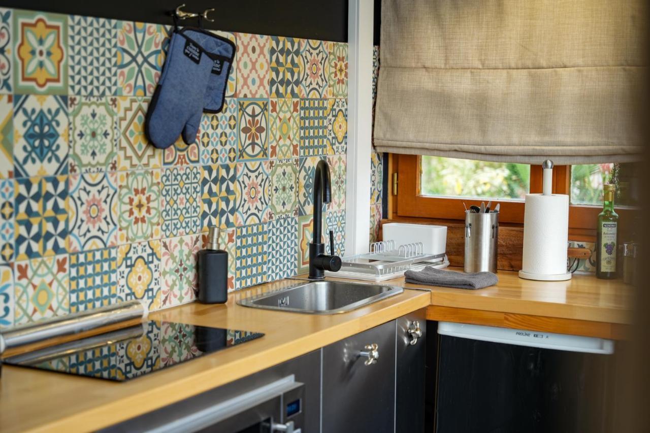 Kaebane 85, Lodge Avec Spa Au Bord De L'Eau Prouilly 외부 사진