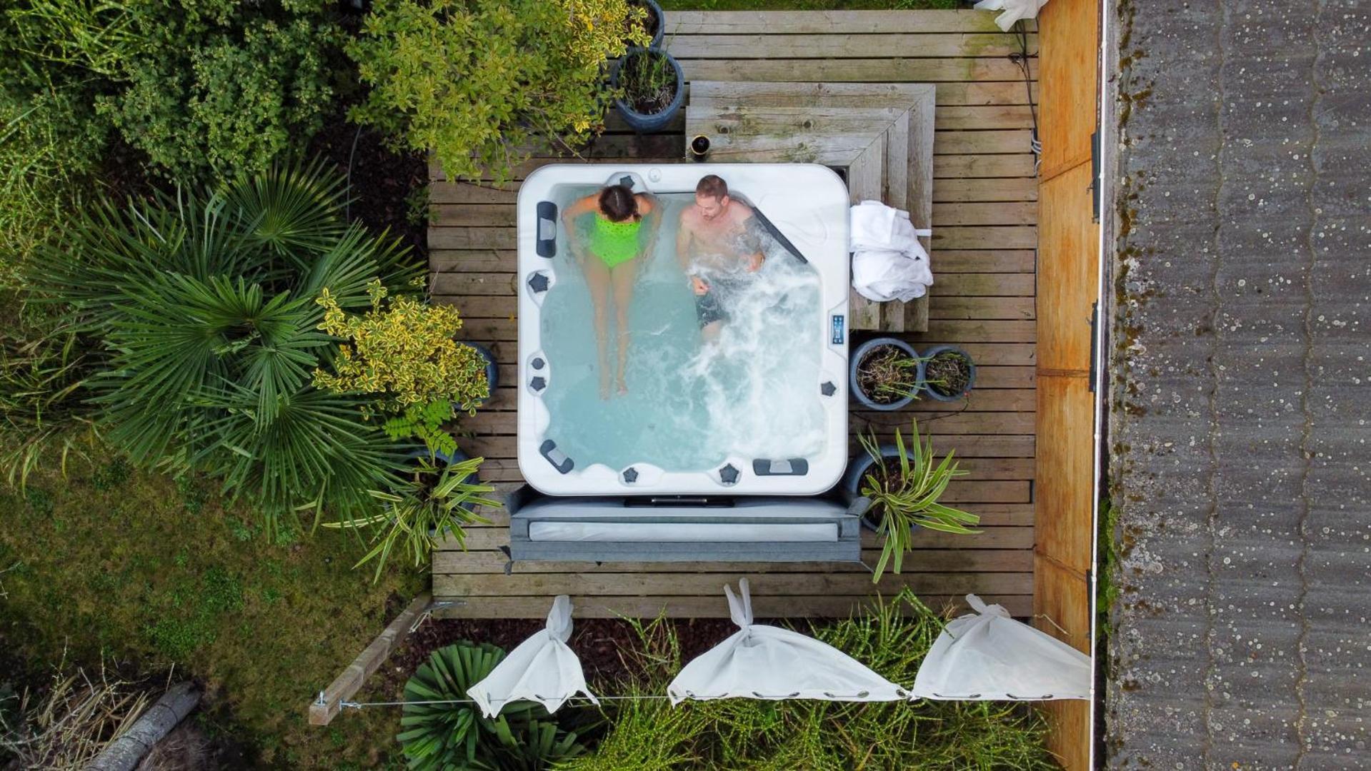 Kaebane 85, Lodge Avec Spa Au Bord De L'Eau Prouilly 외부 사진